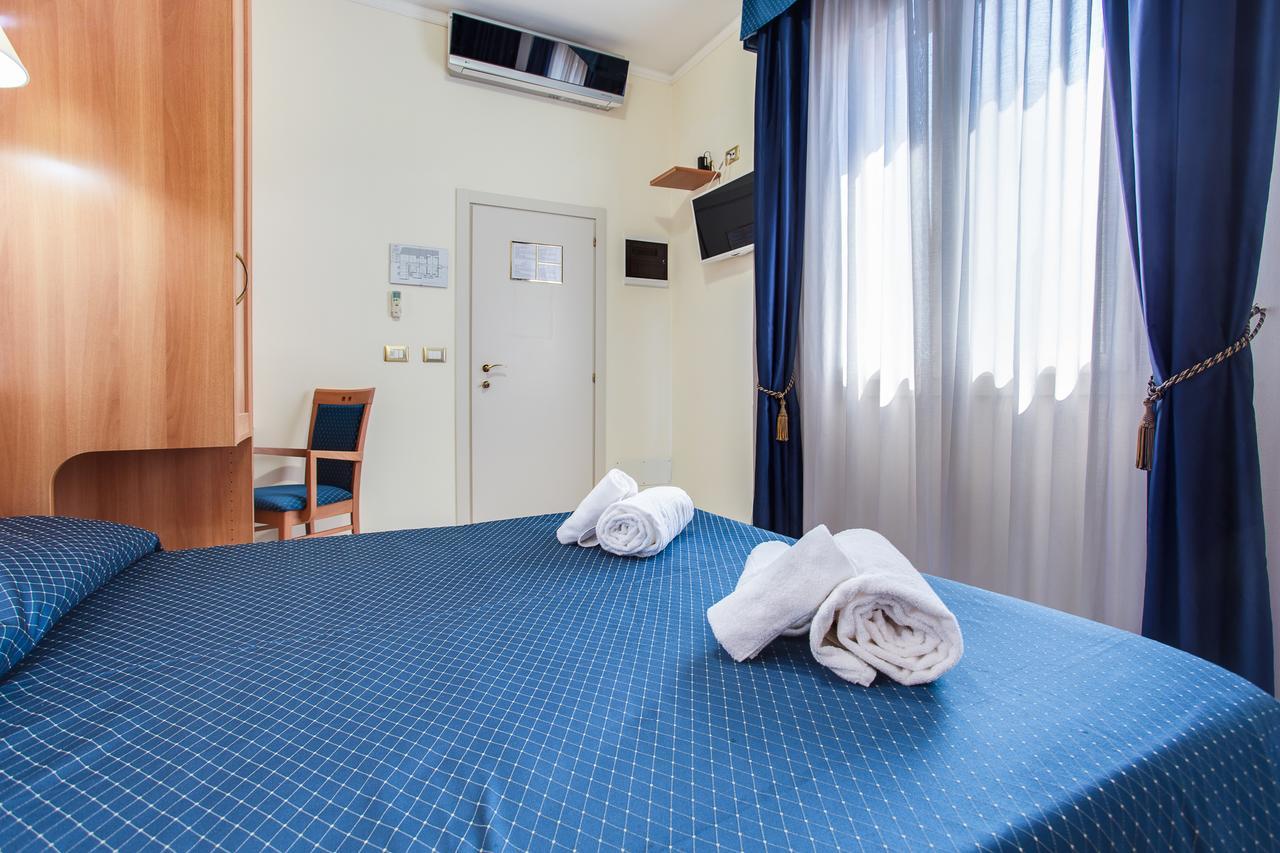 Hotel De La Ville Cesenatico Exterior photo